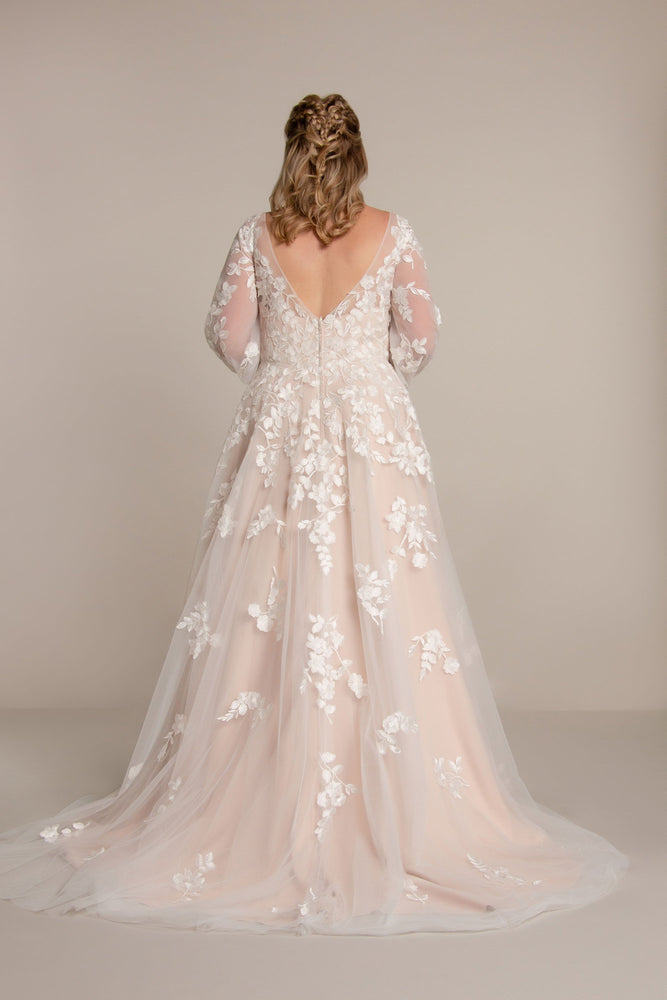 Back of lace balloon sleeve wedding gown with V bodice front and back  mg-rebecca