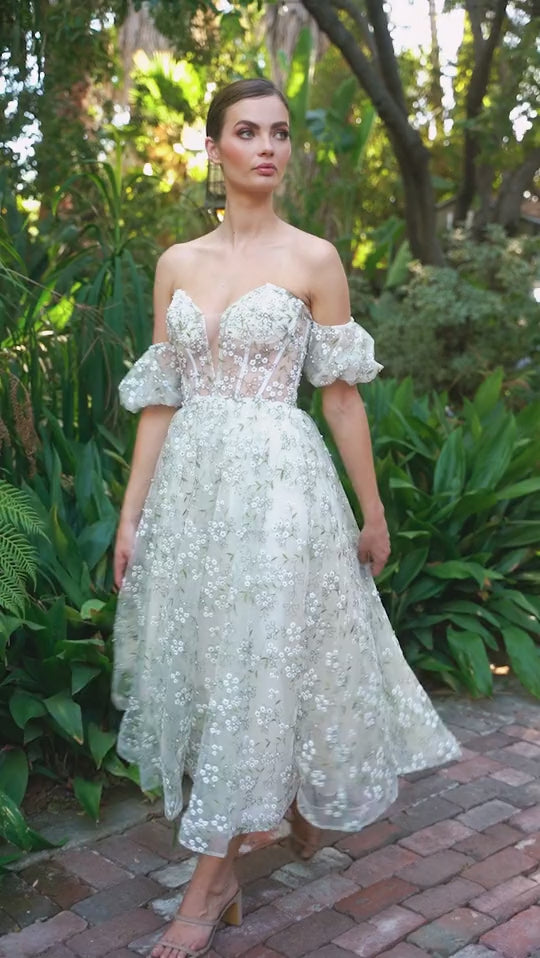 The Kelly Ann floral wedding dress - video |al-kellyann