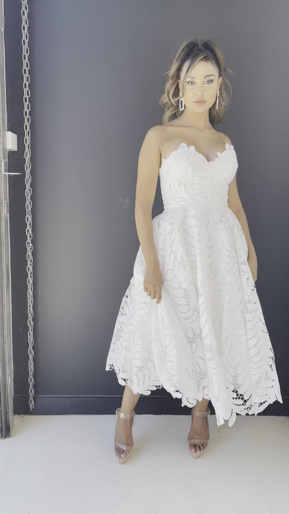 Video of Ivory modern tea length wedding dress in fashionable leaf lace