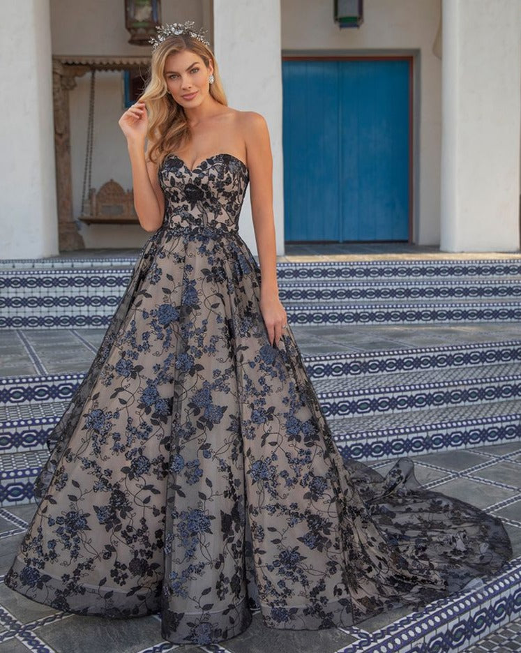 Black Wedding Dresses V Neck Long Sleeves Lace Appliques Gothic StyleBridal  Gown | eBay