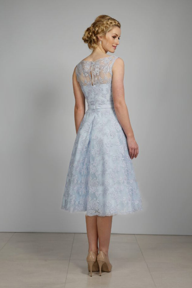 Back of 1950's inspired tea length bridal gown with fitted sweetheart neckline bodice and skater skirt | rd-stephanie