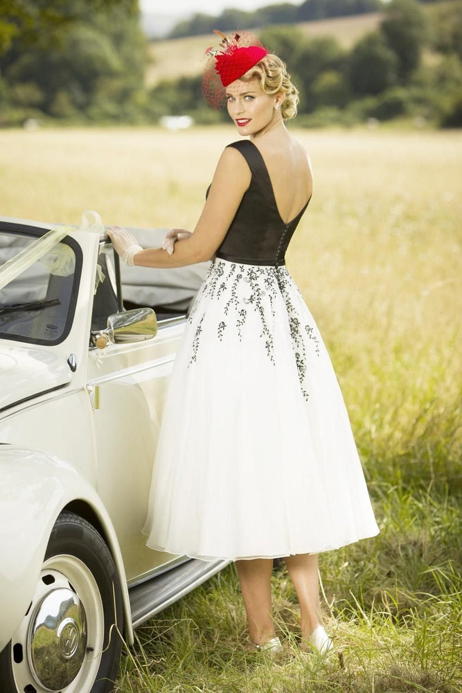 tb-bea  1950's style wedding dress