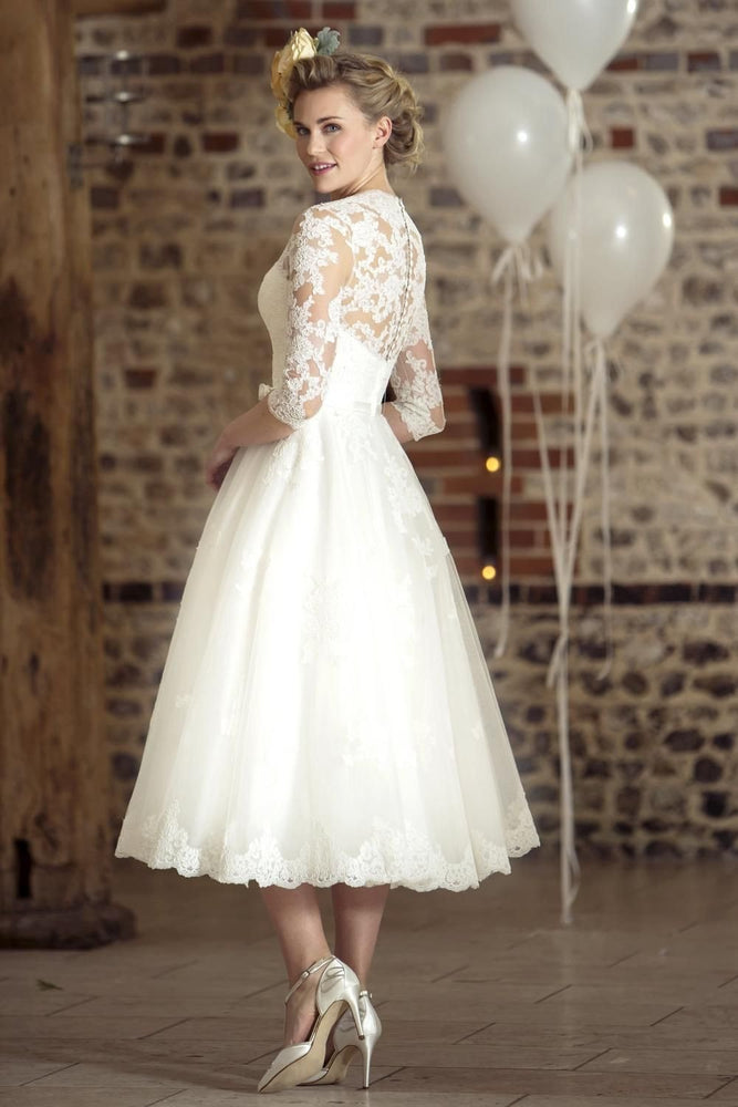 tb-juliet  Fifties style tea length wedding dress